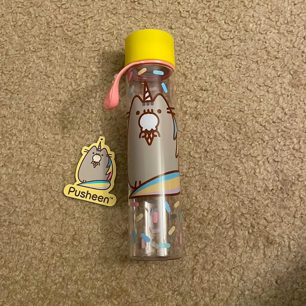 Pusheen Water Bottle